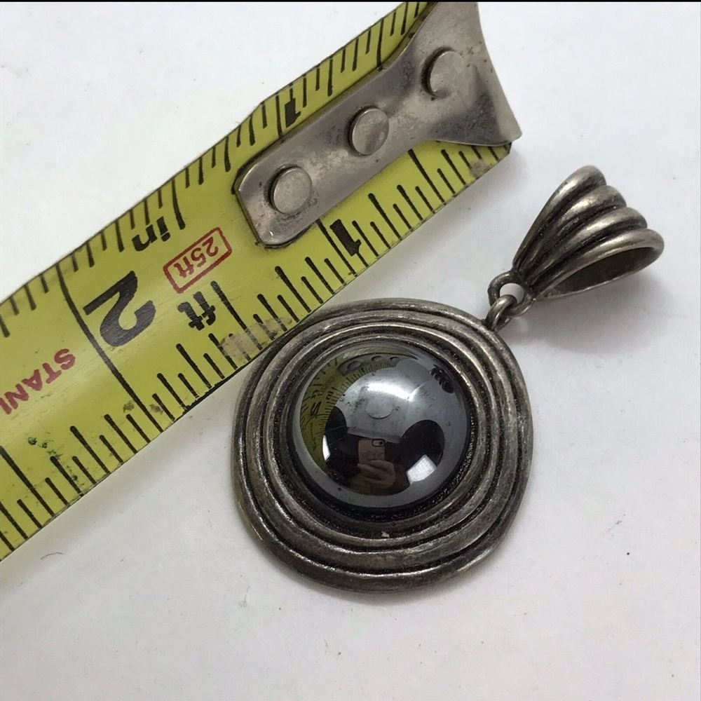 Premier Designs Silver Tone Faux Hematite Pendant - Picture 5 of 5